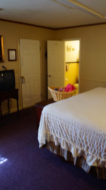 Harbor Haus Inn & Suites Cilipi Ruang foto