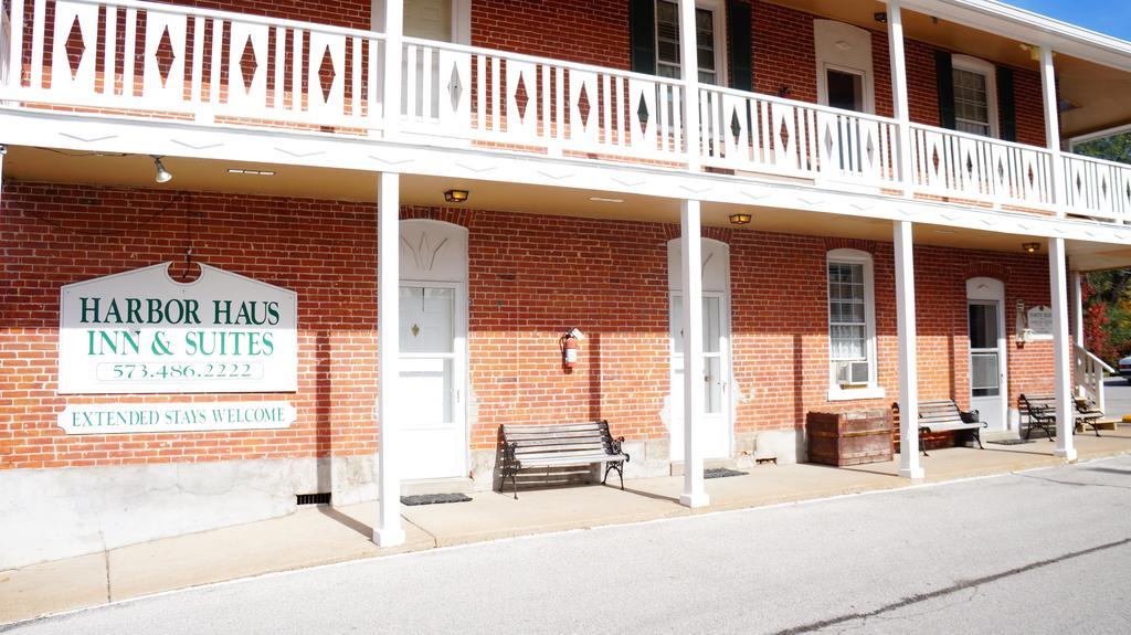 Harbor Haus Inn & Suites Cilipi Bagian luar foto